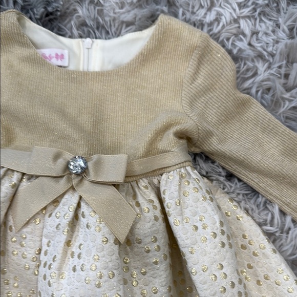 Gold and Cream Long Sleeve Dress with Bow - Picture 2 of 5